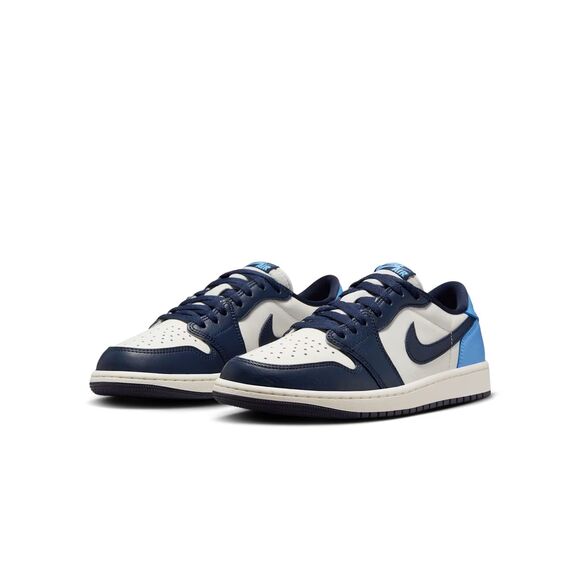 Jordan 1 Low OG. Obsidian UNC. SIZE 8.5 - CZ0790-400